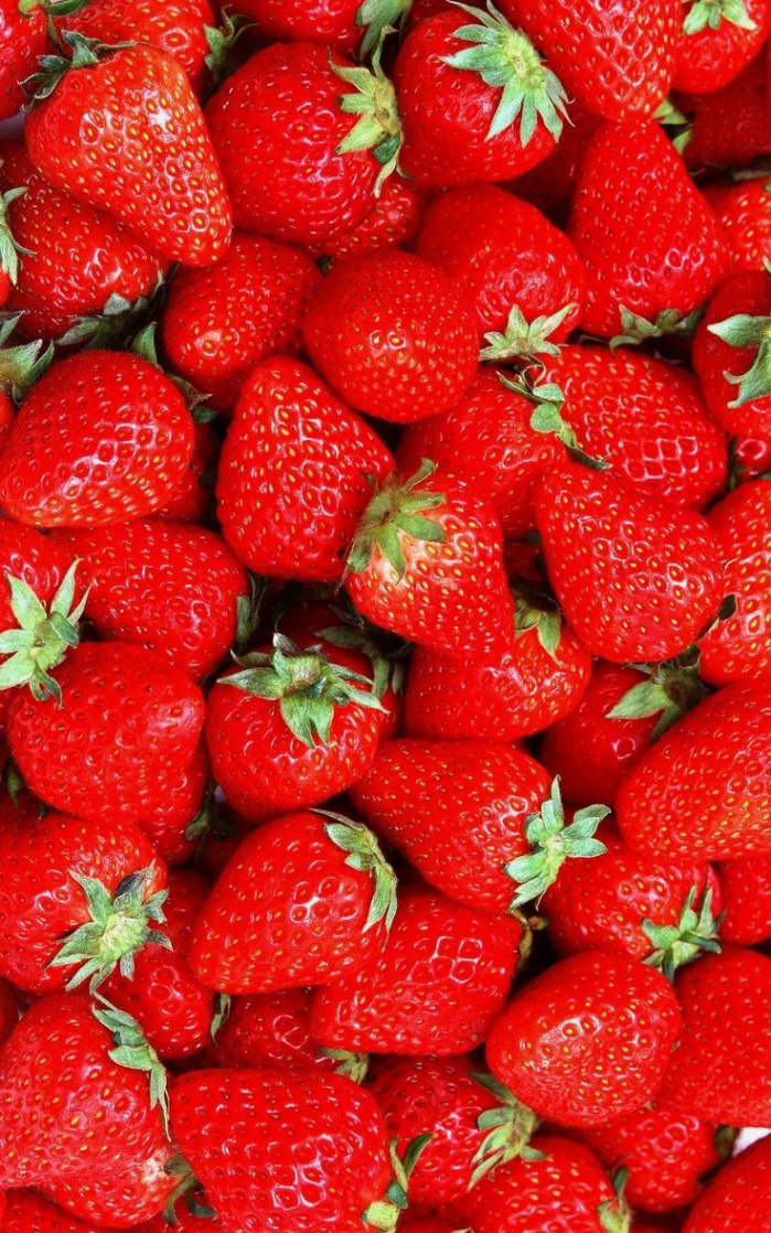 Strawberries Wallpaper  Leaves wallpaper iphone, Fruit wallpaper